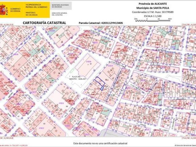 Inversión estratégica en el centro de Santa Pola: edificio completo con alto potencial turístico y d