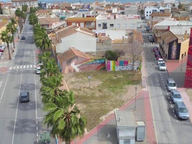 INVERSION ESPECTACULAR EN LOS ALCAZARES MAR MENOR