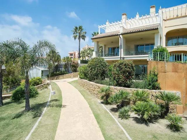 Inversión y Vacaciones. Espectacular apartamento con vistas al mar en Mnilva, Málaga