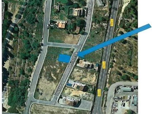 Inversiones con Visión: Terreno Urbano Disponible en El Perelló