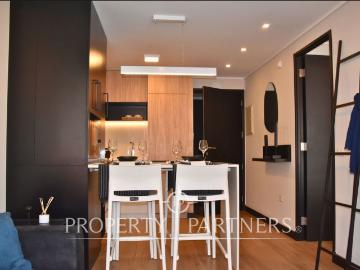 Inversionista! Penthouse de 1D+1B con renta asegurada