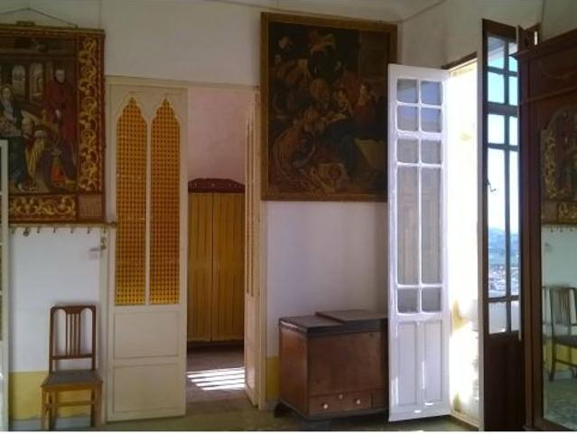 Inversor, Rentabilidad garantizada! Finca con casa rural, suelos: rústico y urbano.