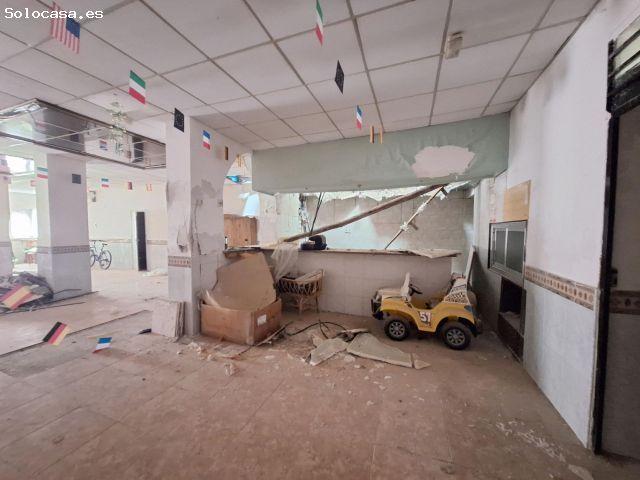 Invierte en el centro de Castalla: vivienda para reformar con múltiples opciones de desarrollo