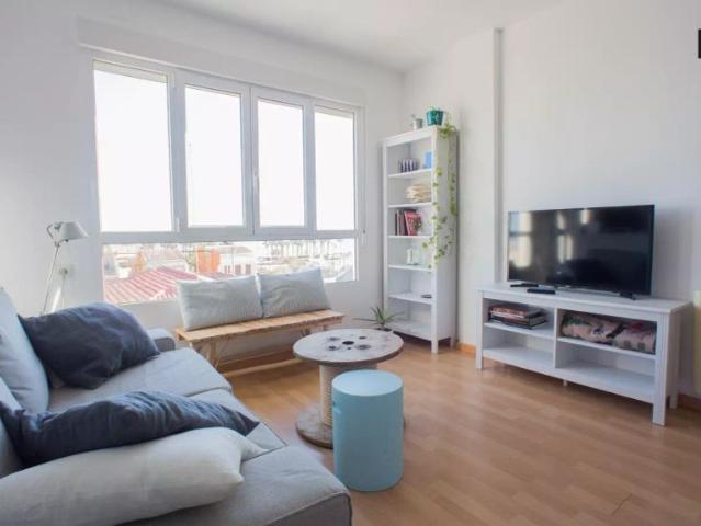 Inviting 3 bedroom apartment in Poblats Marítims