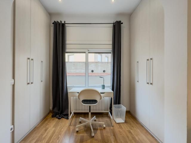 Inviting double bedroom close to Parc de la Marquesa
