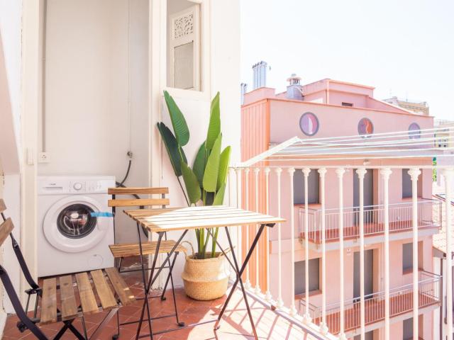 Inviting double bedroom in Sant Andreu de Palomar
