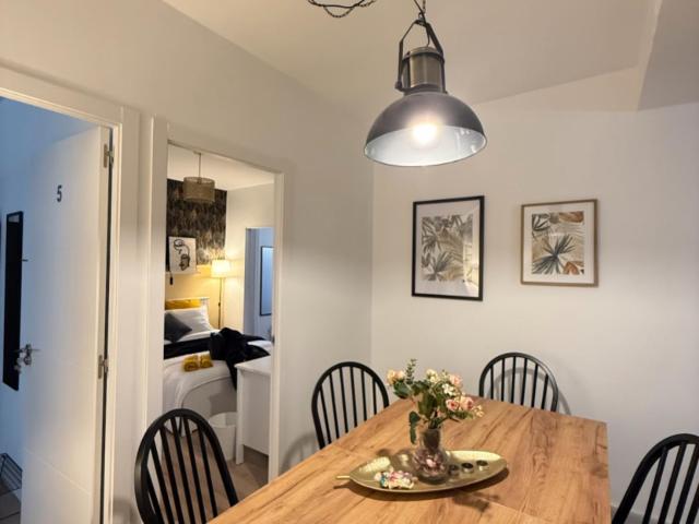 Inviting double bedroom near Parc del Tossel
