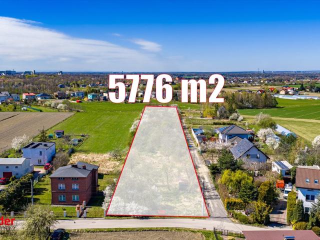 Inwestycyjna działka 5776 m2 z mediami i podziałem