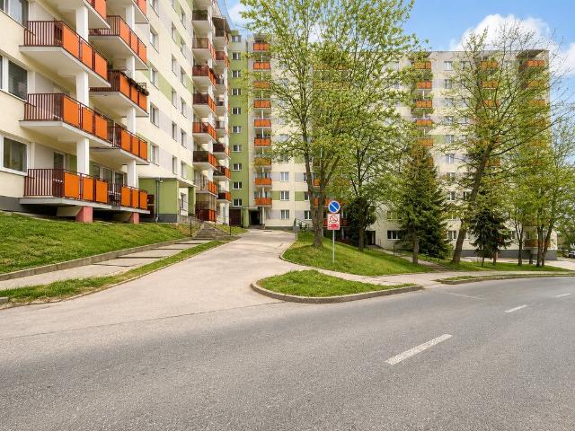 Inwestycyjne 4 pokoje z 2 łazienkami na Solarza
