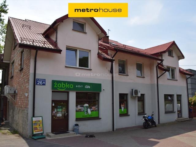 Inwestycyjny dom z halami i najemną Żabką, 900 m2