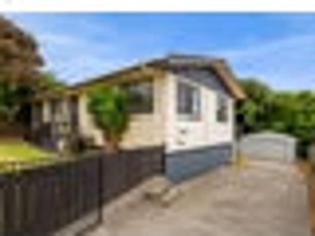 LAST CHANCE. BUY NOW $550,000