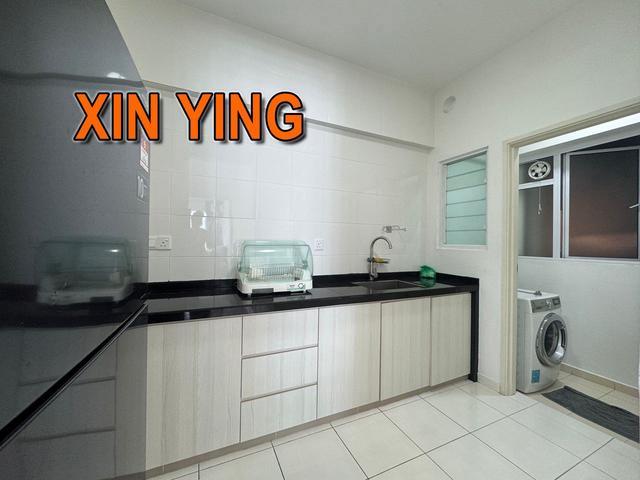 ISantorini Furnished Renovated Unit Move In Condition 2 Carpark