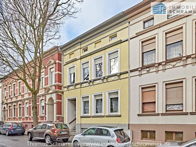 ISERLOHN DÖRDEL: GEPFLEGTES EINFAMILIENHAUS MIT EINLIEGERWOHNUNG MIT TERRASSE UND GARTEN