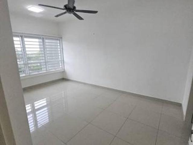 Iskandar Idaman Residence Apartment International 2 Bedroom For Sale