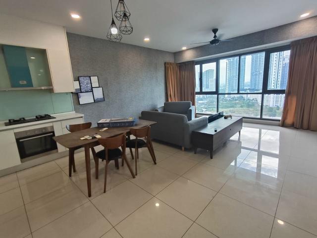 Iskandar residence 2 bedroom 2 toilet furnish nusajaya can park 3 car