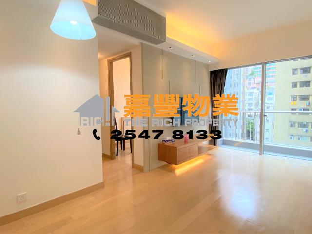 Island Crest – Estate do have facilities like Carpark and swimming pool