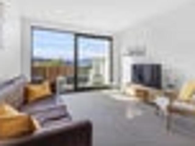 Island Bay Beauty with Jaw Dropping Coastal Views