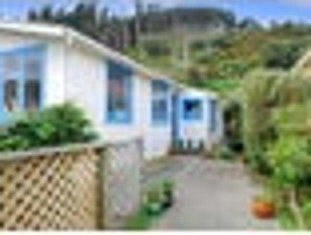 Island Bay, 4 bedrooms, $720 pw