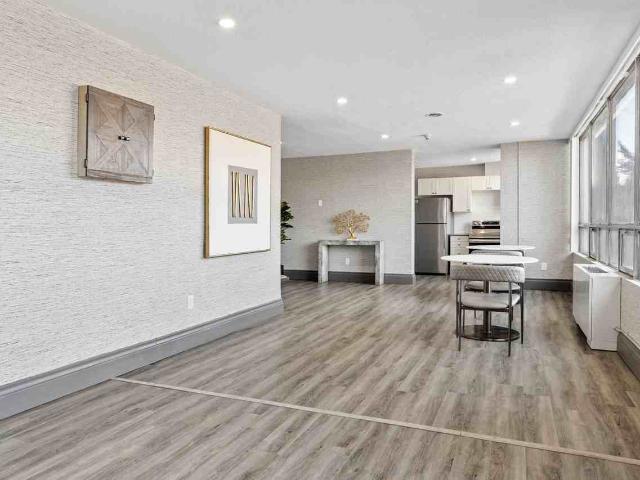 Island Park Towers 3 Bedroom Apartment for Rent at 185/195/200 Clearview Ave, Ottawa, ON K1Z None Westboro
