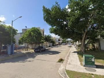 Islas Carolinas 124, Sin Nombre, 77725 Playa del Carmen, Quintana Roo JFE