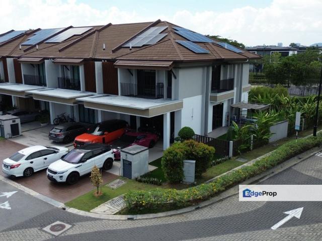 Isle of Botanica, Setia Eco Glades