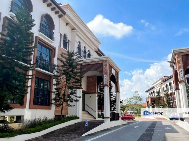 Isle of Kamares, Setia Eco Glades