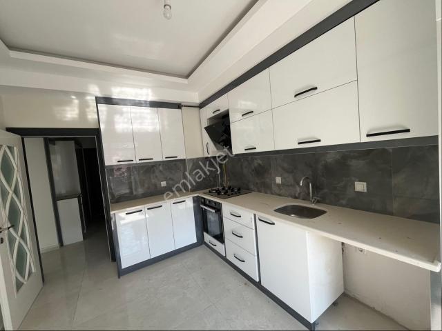 Isparta Merkez Ayazmana Mahallesinde Satılık 3+1 Daire
