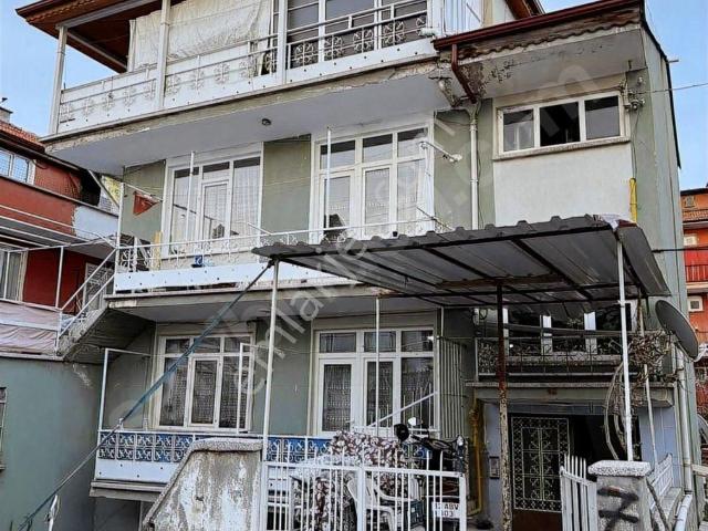 Isparta Merkezde Satılık 3+1 Daire