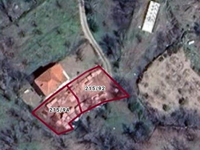 ISPARTA YAKAÖREN KÖYÜNDE SATILIK 461 M2. BAHÇE
