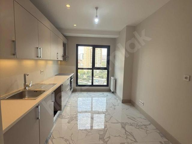 ISPARTAKULE MODERN YAKA EGE YAPI 3+1 BOŞ KÖŞE SIFIR LÜKS KİRALIK