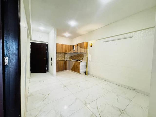 Isra Tower 2 Bedrooms Dining & Drawing 1100 SQFT Available For Rent