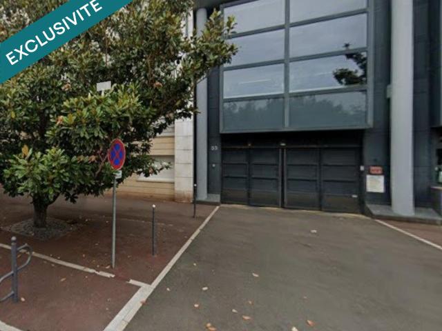 Issy les Moulineaux Vente Parking / Garage 92