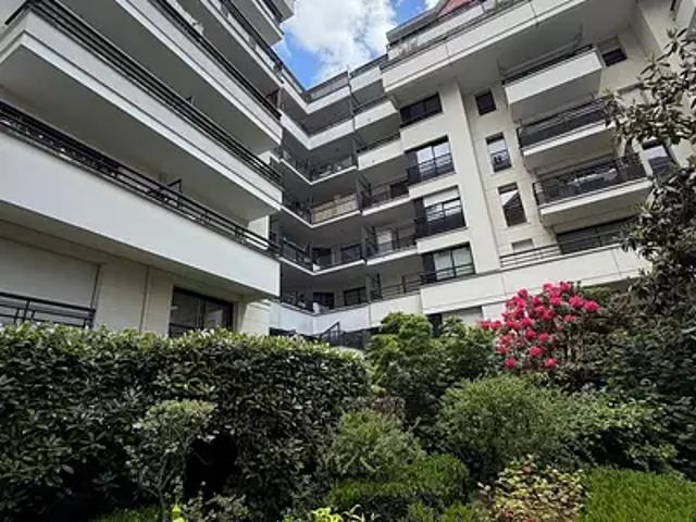 Issy les Moulineaux 92130 Achat / Vente appartement 2 pièces t2