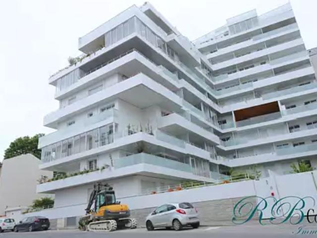 Issy les Moulineaux 92130 Location appartement 1 pièce t1 au dernier étage