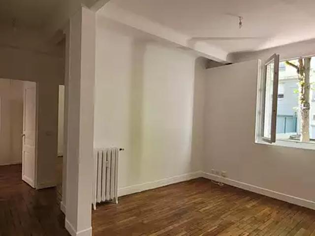 Issy les Moulineaux 92130 Location appartement 3 pièces t3 cave