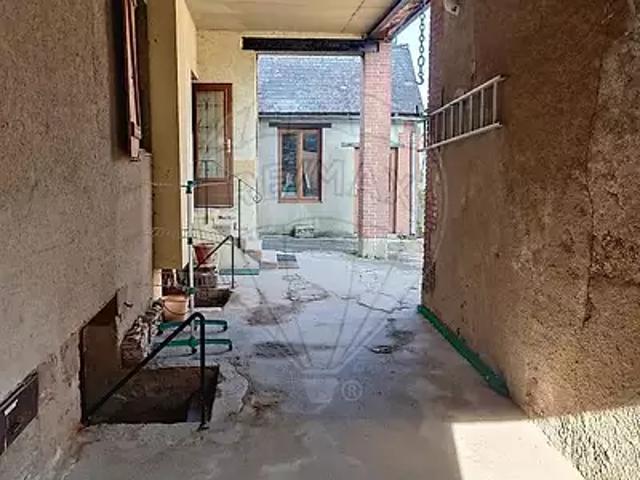 Issy l'Evêque 71760 Achat / Vente maison 5 pièces t5