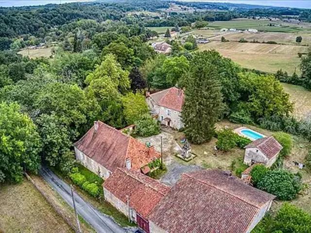 Issac 24400 Achat / Vente maison