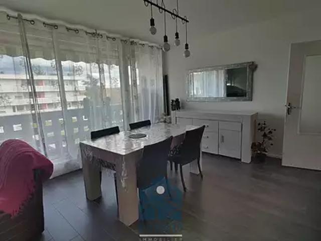 Issoire 63500 Achat / Vente appartement 3 pièces t3 au dernier étage