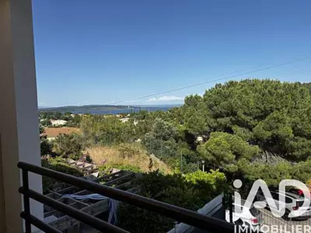 Istres 13800 Achat / Vente appartement 2 pièces t2 au dernier étage