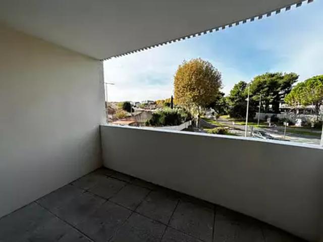 Istres 13800 Achat / Vente appartement 2 pièces t2 terrasse balcon