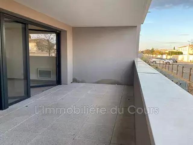 Istres 13800 Location appartement 2 pièces t2 terrasse parking