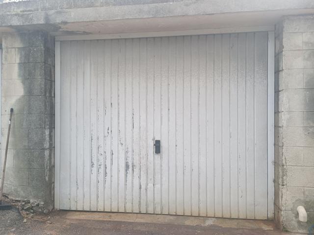 Istres Location Parking / Garage 13