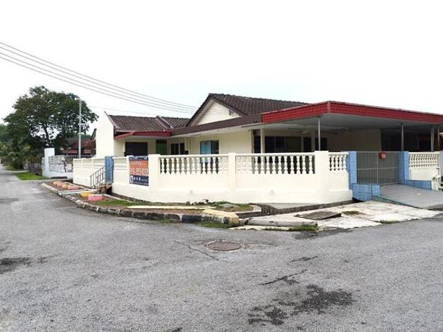 Ipoh Newly Painted Single Storey Corner House