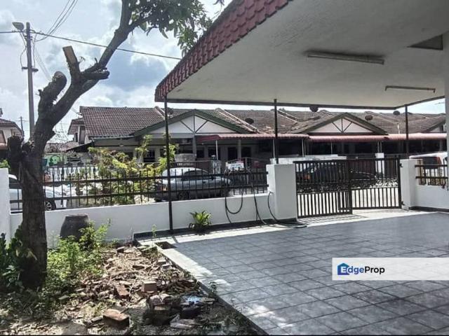 Ipoh desa pengkalan renovated extended single storey inter corner for