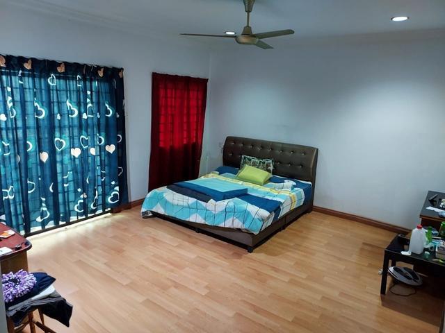 IPOH east 2 5 Storey house For Sale
