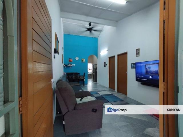 Ipoh gunung view renovated extended single storey for