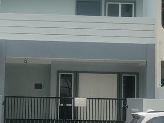 Ipoh Garden Newly Renovated Double Storey