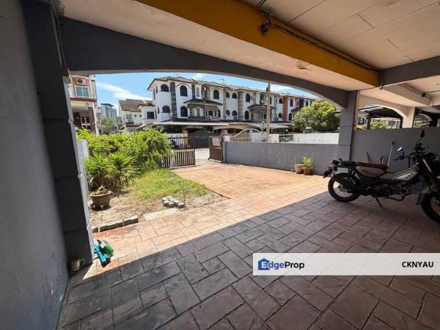 Ipoh garden super big renovated double storey endlot for rent
