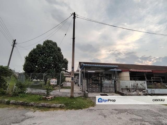 Ipoh pasir pinji taman tai lee partial furnished single storey corner for rent