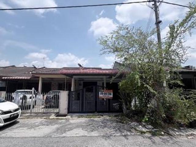 Ipoh Station 18 Desa Pengkalan Not Low Cost Single Storey House